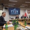 Radosław Sikorski spełnia obietnicę: exposé polonijne w Senacie RP