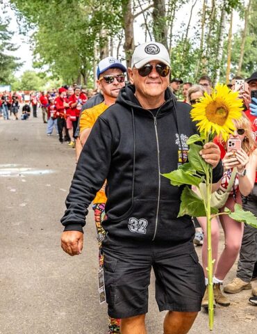 Jurek Owsiak otwiera bramy 32.Festiwalu Pol'and'Rock / Foto: Paweł Krupka