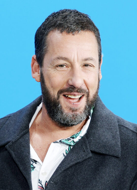 Adam_Sandler_at_Berlinale_20241 - NOTE.radio - Polskie radio w UK | Polskie radio w Londynie Adam Sandler w 2025 roku. Fot. autor wskazany na stronie pliku / Wikimedia Commons, CC BY 4.0.