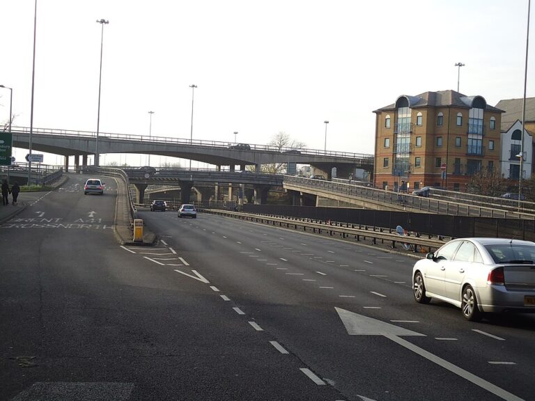 Remont Brent Cross Flyover nad A406 North Circular w Londynie