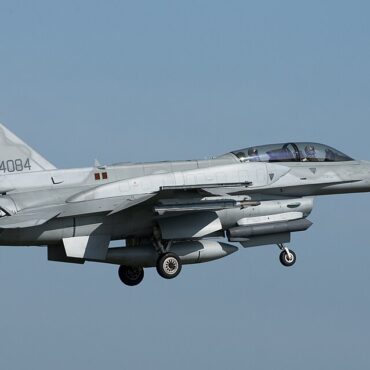Polski myśliwiec F-16 poderwany w związku z rosyjskim atakiem na Ukrainę