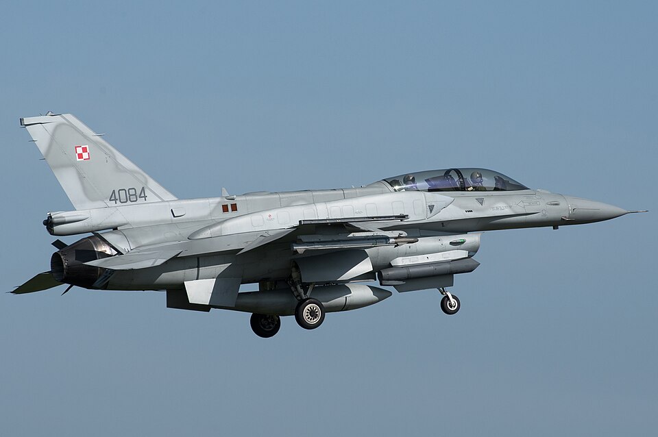 Polski myśliwiec F-16 poderwany w związku z rosyjskim atakiem na Ukrainę