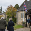 Tablica wjazdowa do angielskiej wsi Piddington w Oxfordshire.